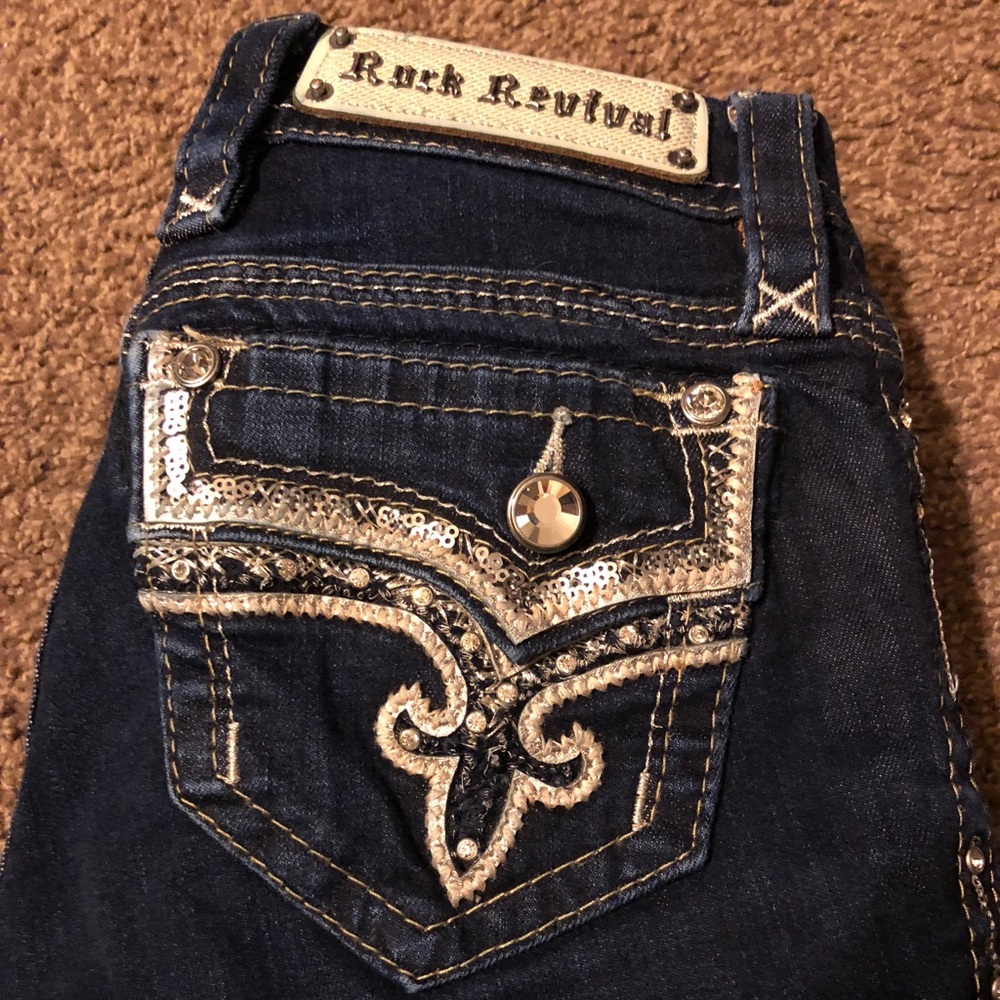 Rock Revival (skinny size 23 waist, 33 length)